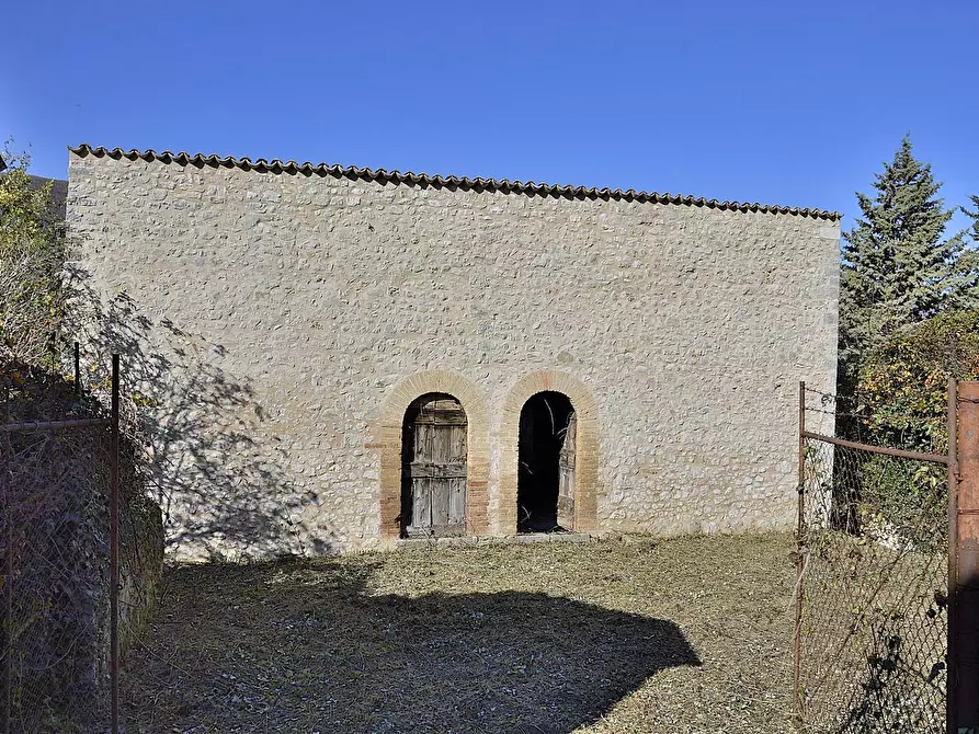 Immagine 1 di Rustico / casale in vendita  in vallo di nera a Poggiodomo