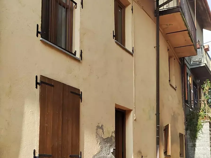 Immagine 1 di Rustico / casale in vendita  in vicolo I a Azzano D'asti
