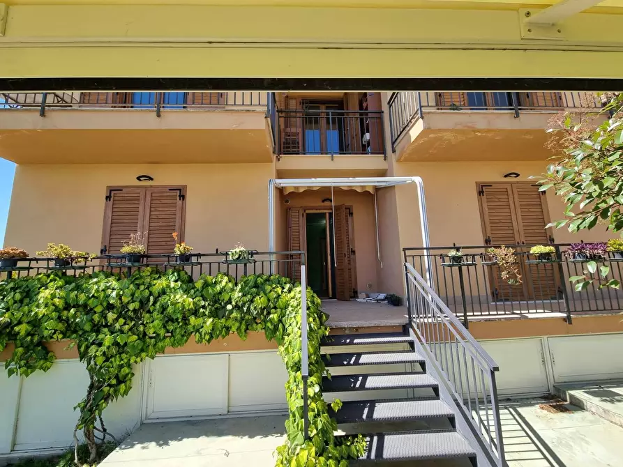 Immagine 1 di Appartamento in vendita  in VIA SAN NICOLA a Raviscanina