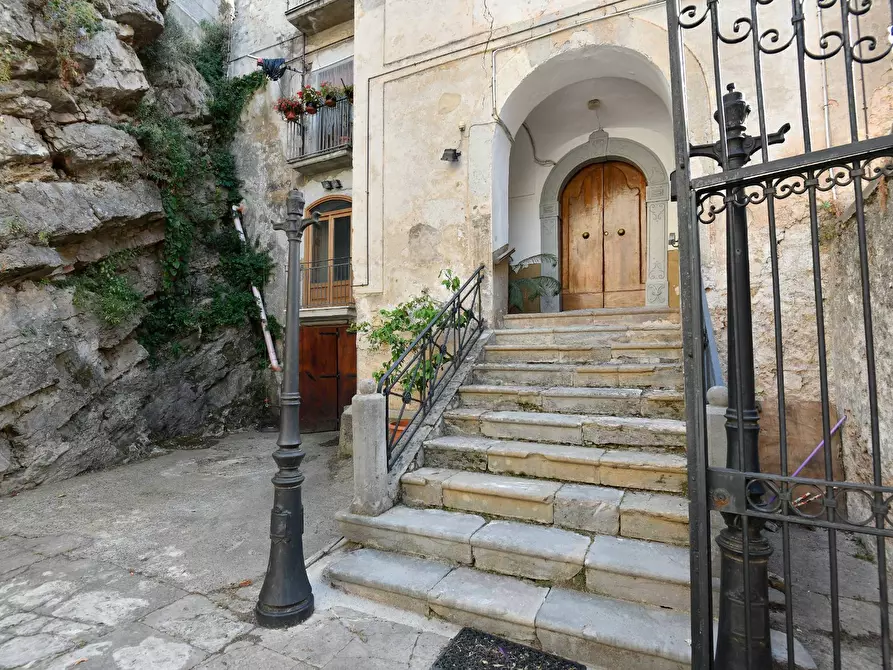 Immagine 1 di Appartamento in vendita  in Via Mazzini a Roccadaspide