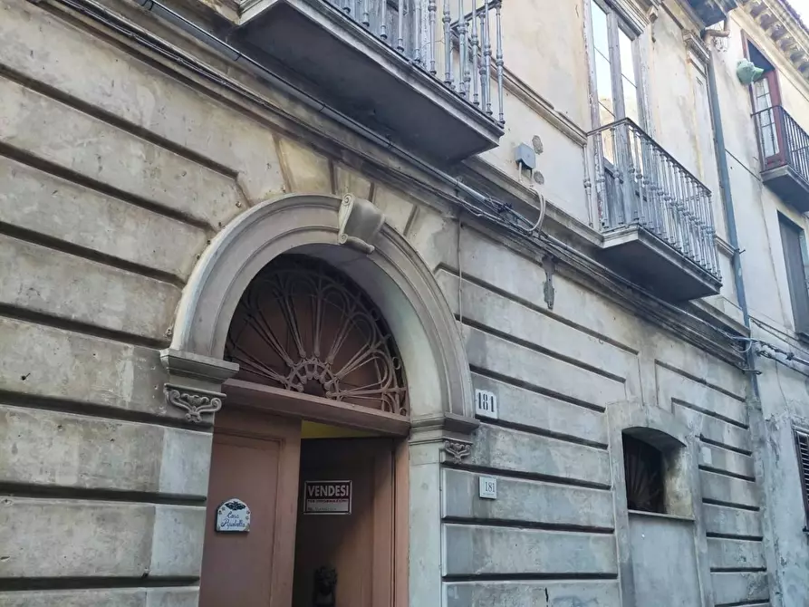Immagine 1 di Casa indipendente in vendita  in Via Umberto I a Vibonati