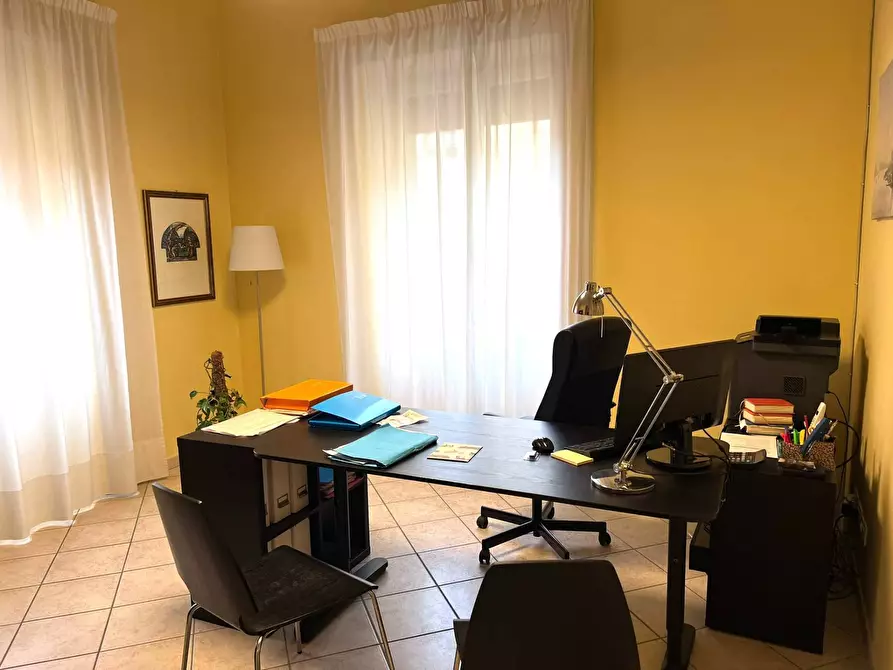 Immagine 1 di Ufficio in vendita  in Viale Guglielmo Marconi a Viterbo