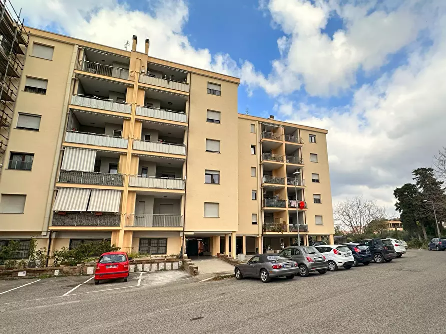 Immagine 1 di Appartamento in vendita  in Via Giovanni falcone a Tarquinia