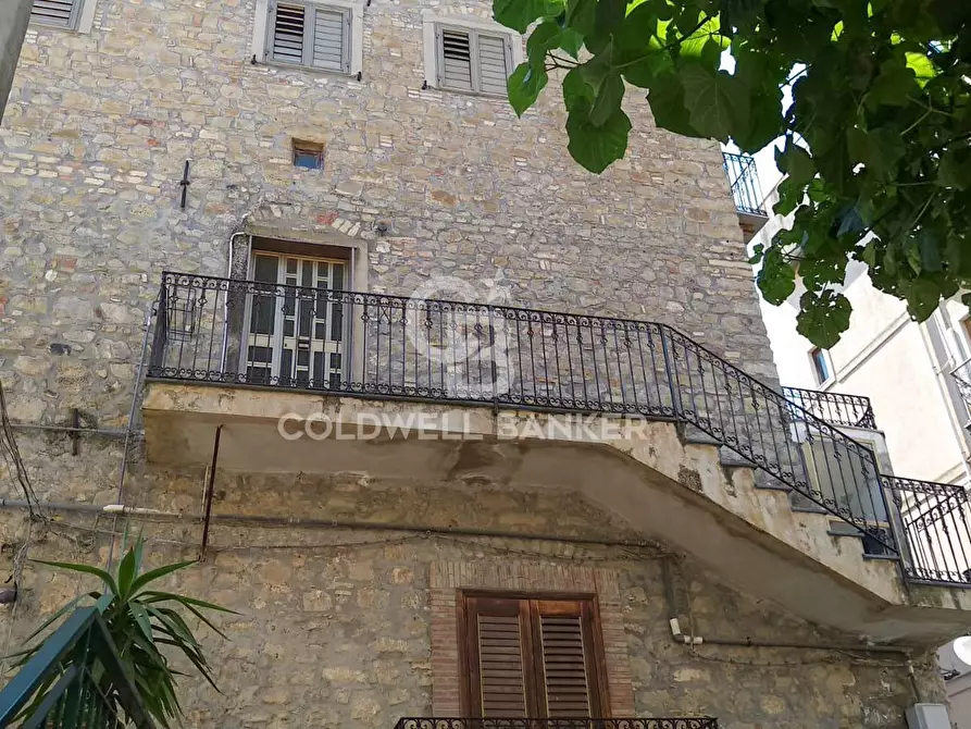 Immagine 1 di Villa in vendita  in Via Ruggero Settimo a Aidone