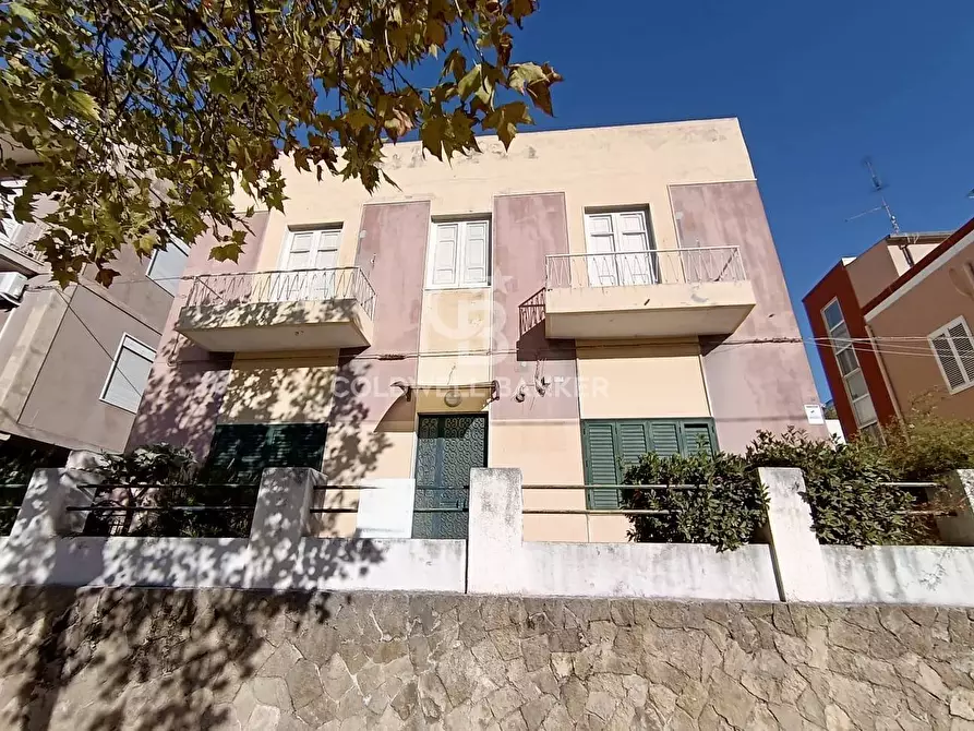 Immagine 1 di Palazzo in vendita  in Viale Lido Corrado Santuccio a Avola