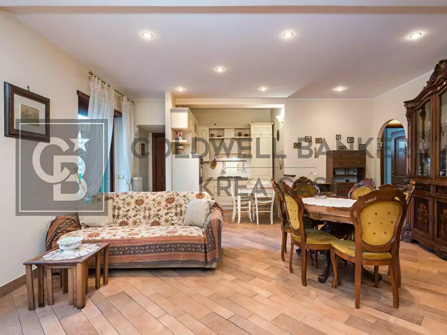 Immagine 1 di Appartamento in vendita  in Via Guglielmo Marconi a Ciampino