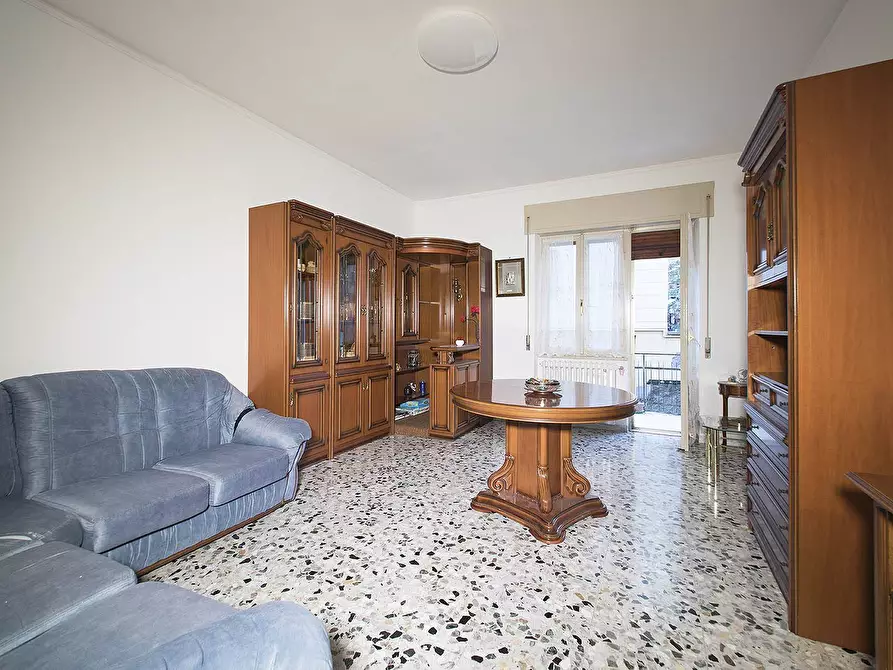 Immagine 1 di Appartamento in vendita  in Via Pieve di Cadore a Viterbo