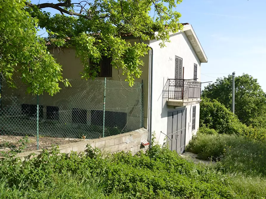 Immagine 1 di Casa indipendente in vendita  a Acquaviva Collecroce