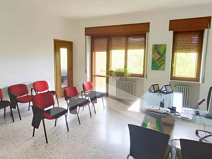 Immagine 1 di Ufficio in affitto  in Via Duca D'Aosta a Campobasso