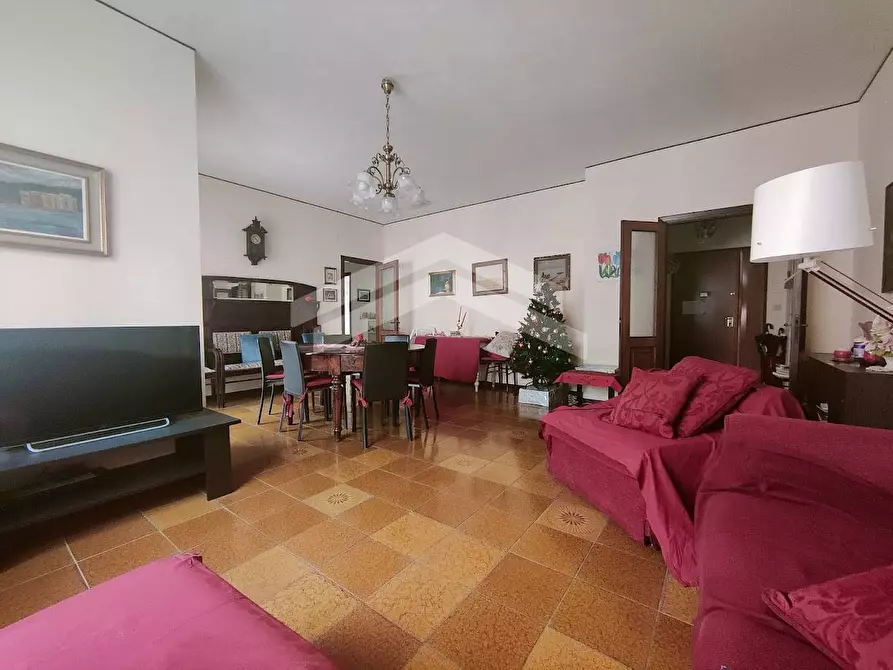 Immagine 1 di Appartamento in vendita  in Via De Amicis a Campobasso