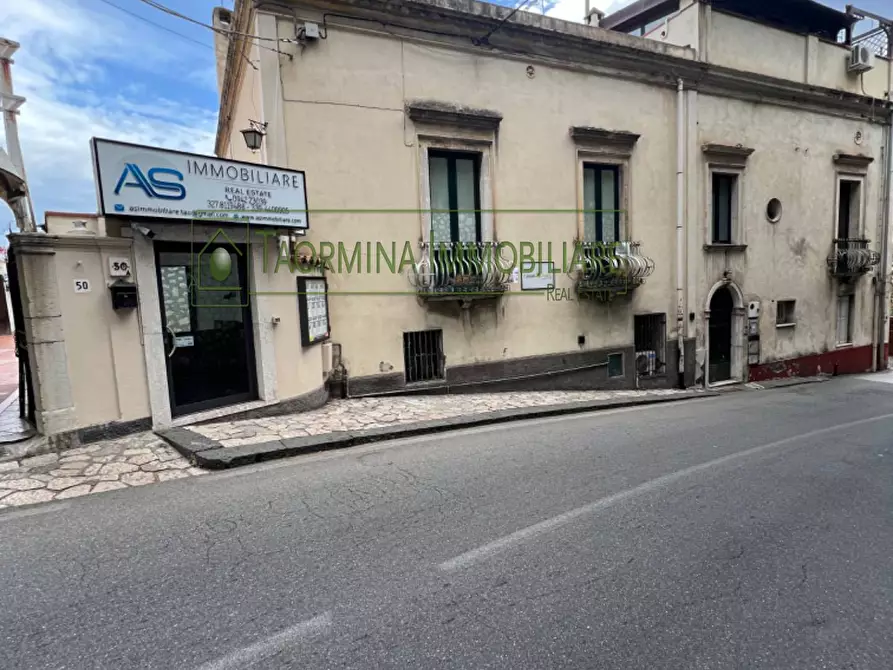 Immagine 1 di Casa indipendente in vendita  in Viale San Pancrazio a Taormina