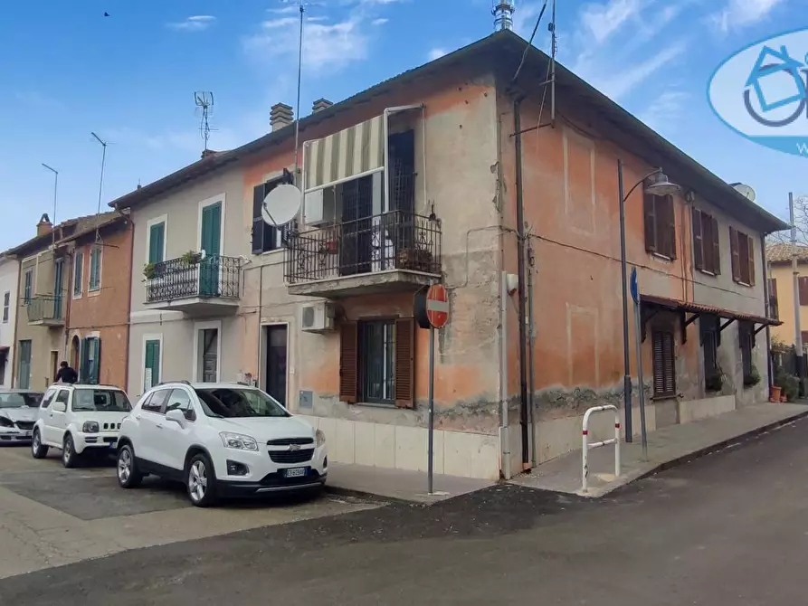 Immagine 1 di Appartamento in vendita  in via san francesco d'assisi a Manziana