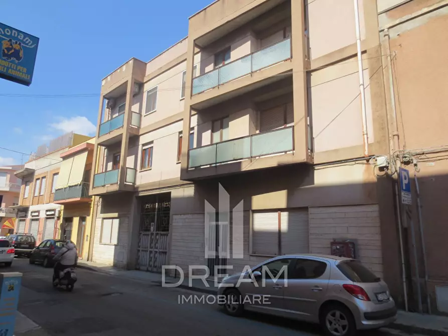 Immagine 1 di Appartamento in vendita  in via Vittorio Emanuele a Quartu Sant'elena