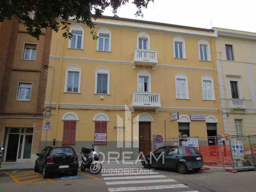 Immagine 1 di Ufficio in vendita  in Via Logudoro a Cagliari