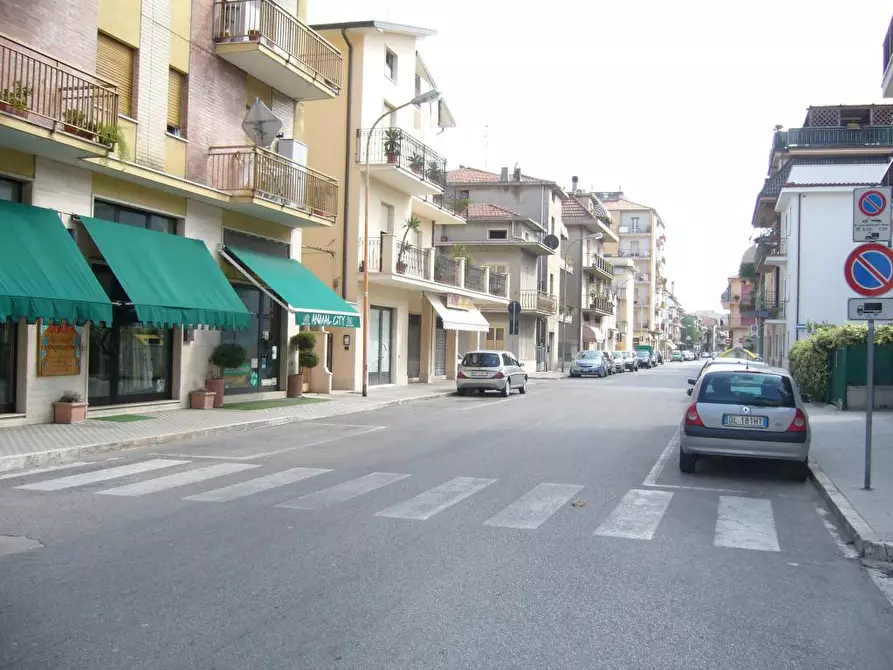 Immagine 1 di Posto auto in vendita  in Via Mare a San Benedetto Del Tronto
