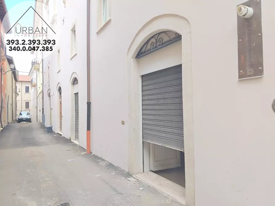 Immagine 1 di Ufficio in affitto  in Via dei Navelli a L'aquila