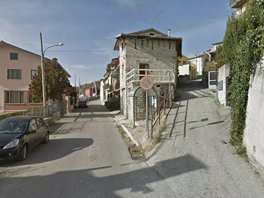 Immagine 1 di Casa indipendente in vendita  in Via Palazzaccio a Pizzoli