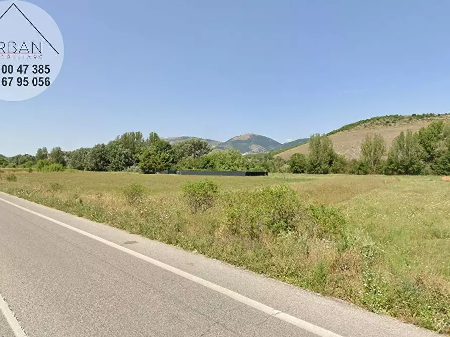 Immagine 1 di Terreno edificabile in vendita  in Via Cagnano a L'aquila