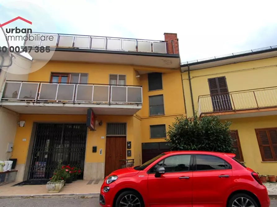 Immagine 1 di Appartamento in vendita  in Via L'Aquila a Tornimparte