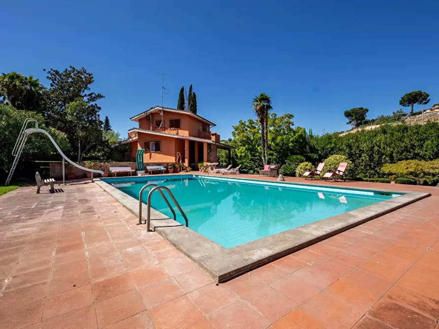 Immagine 1 di Villa in vendita  in Via Di Colleverde a Canale Monterano
