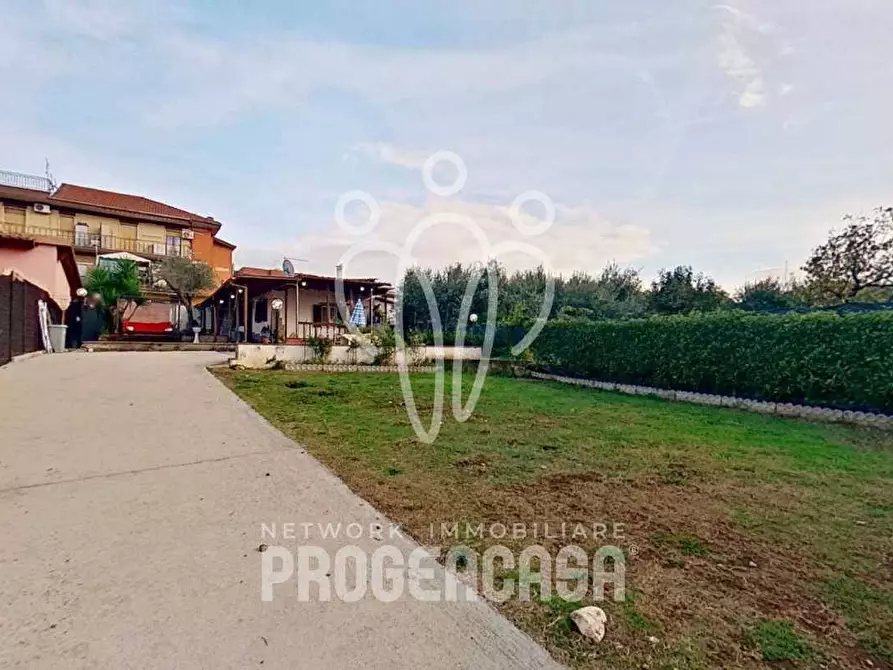 Immagine 1 di Villa in vendita  in Via Alfredo Catalani a Roma