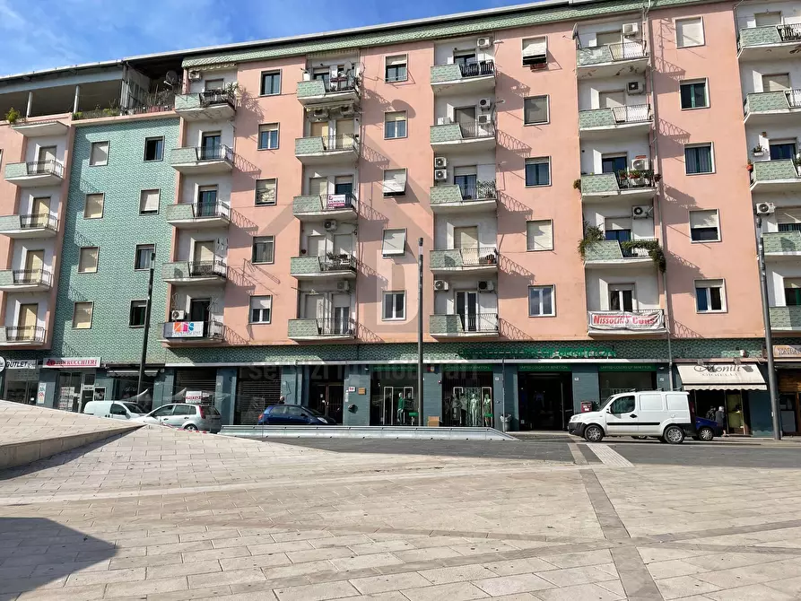 Immagine 1 di Appartamento in vendita  in piazza bilotti a Cosenza
