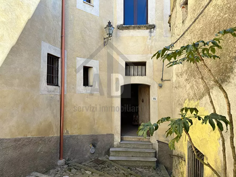 Immagine 1 di Palazzo in vendita  in via Motticella a Celico