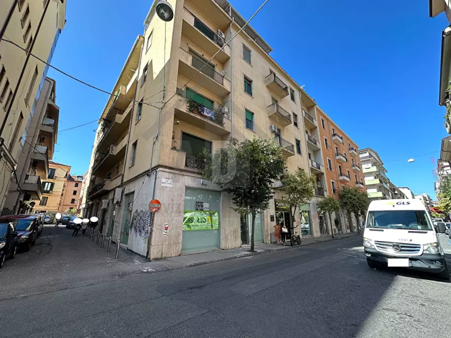 Immagine 1 di Appartamento in vendita  in via idria a Cosenza