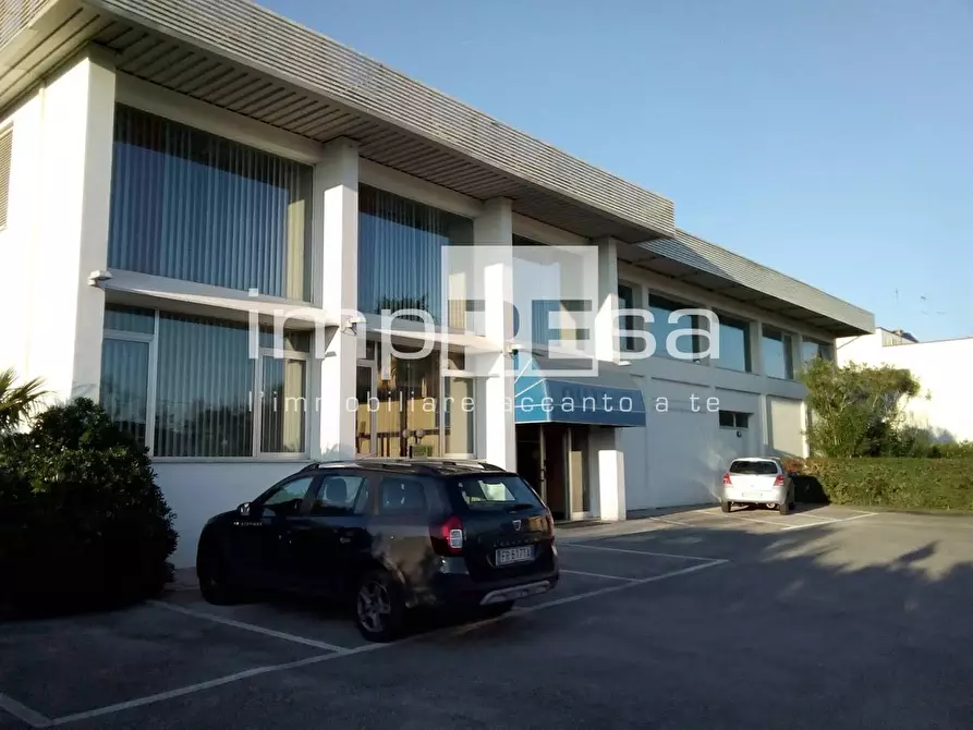 Immagine 1 di Posto auto in vendita  in via Schiavonia a Preganziol