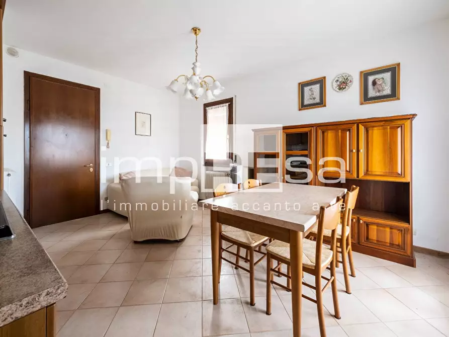 Immagine 1 di Appartamento in vendita  in via paolo nani a Treviso