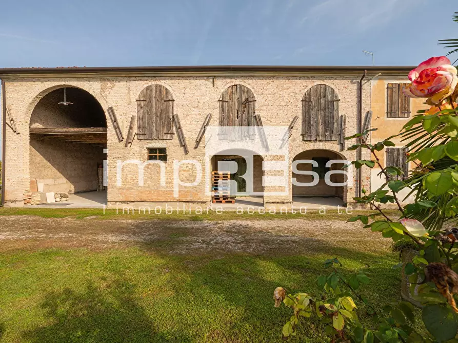 Immagine 1 di Rustico / casale in vendita  in via Enrico Toti a San Biagio Di Callalta