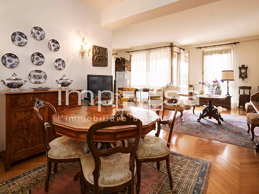 Immagine 1 di Appartamento in vendita  in Via Riccati a Treviso