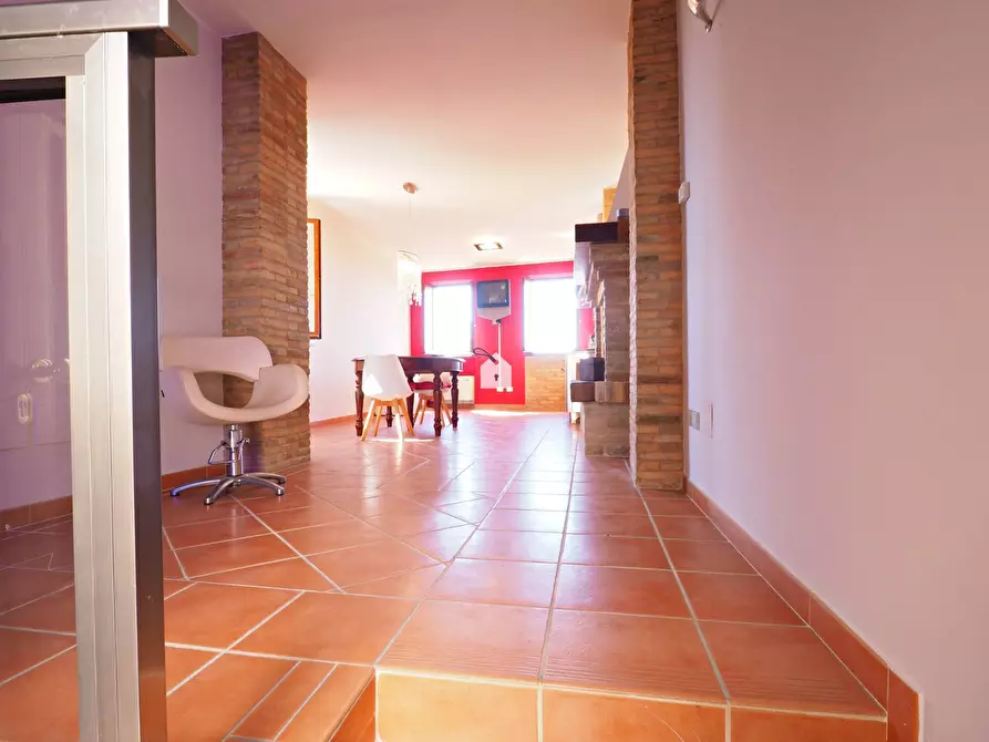 Immagine 1 di Casa indipendente in vendita  in viale cavour a Corridonia