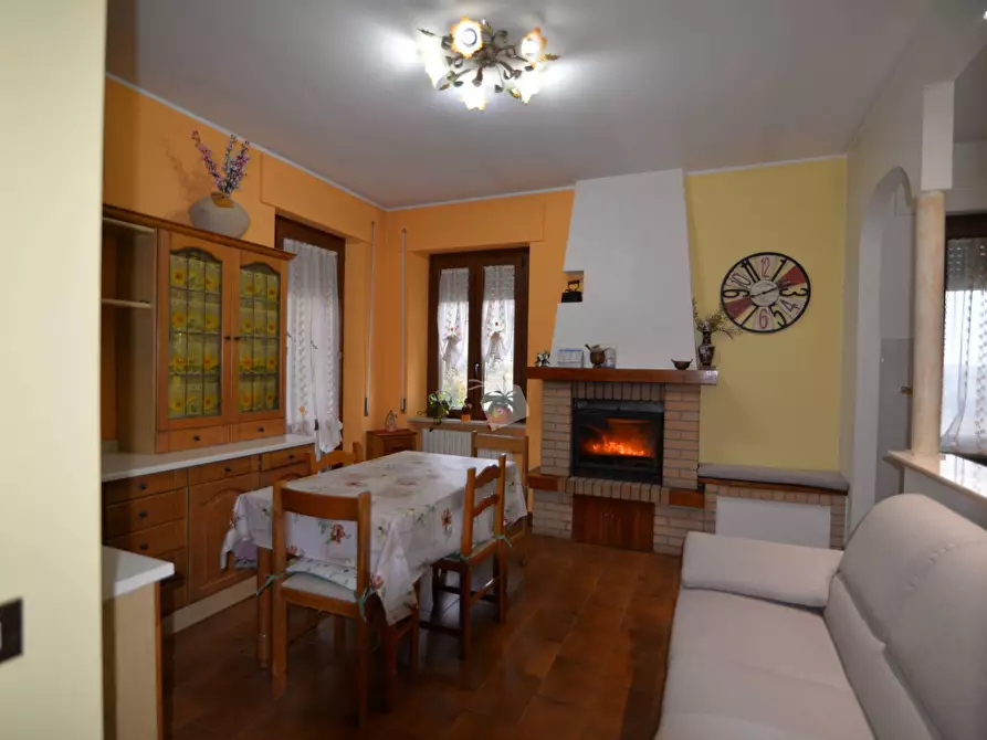 Immagine 1 di Appartamento in vendita  in c/da cesa mogliano a Mogliano