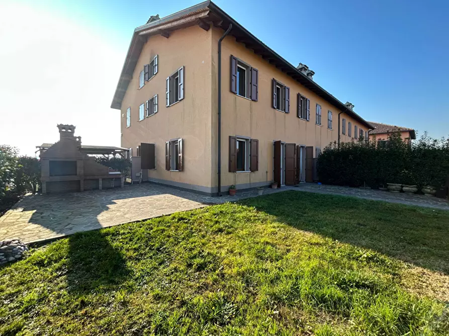 Immagine 1 di Villa in vendita  in Via Bassa a Ferrara