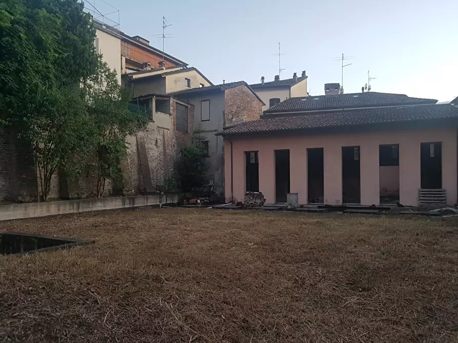 Immagine 1 di Casa indipendente in vendita  in Piazza Borgo a Piacenza