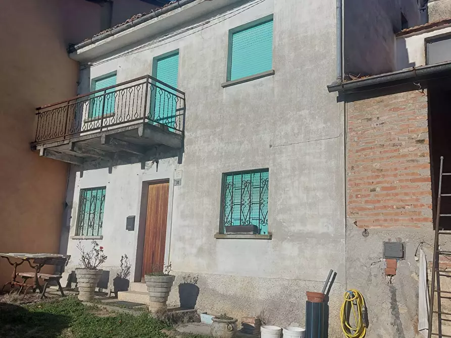 Immagine 1 di Casa indipendente in vendita  in Badagnano a Carpaneto Piacentino