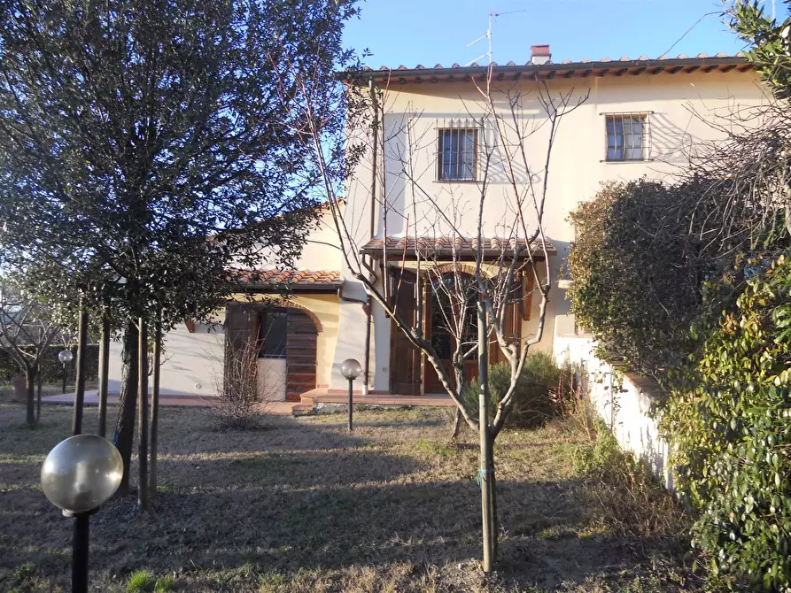 Immagine 1 di Villa in vendita  in Via Volterrana a Montespertoli