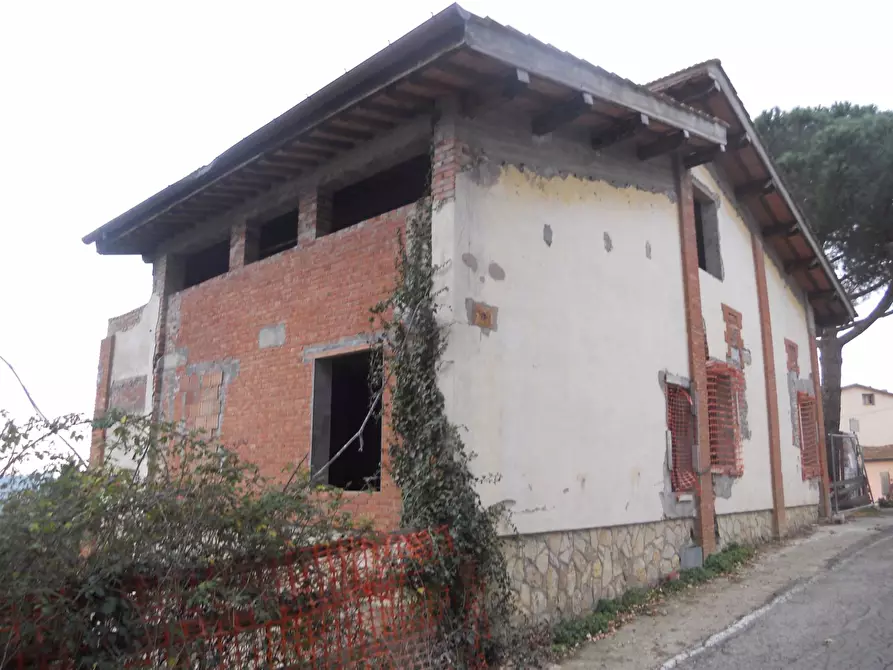 Immagine 1 di Villa in vendita  in Via Lungagnana a Montespertoli