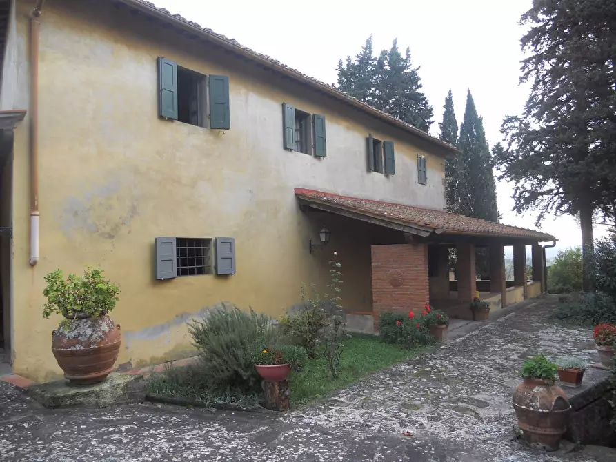 Immagine 1 di Villa in vendita  in Fiano a Certaldo