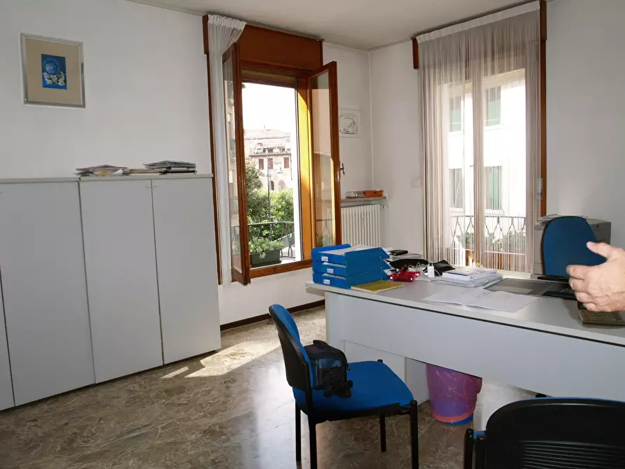 Immagine 1 di Appartamento in vendita  in Via Carlo Alberto a Treviso