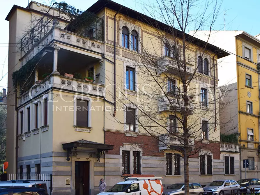 Immagine 1 di Appartamento in vendita  in Via Mac Mahon a Milano