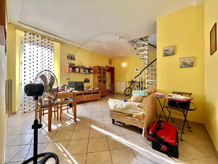 Immagine 1 di Casa indipendente in vendita  in via del ghetto a Lanciano