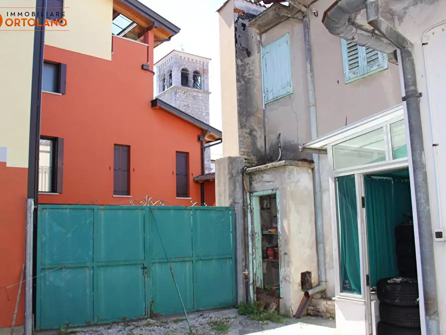 Immagine 1 di Villa in vendita  a Staranzano