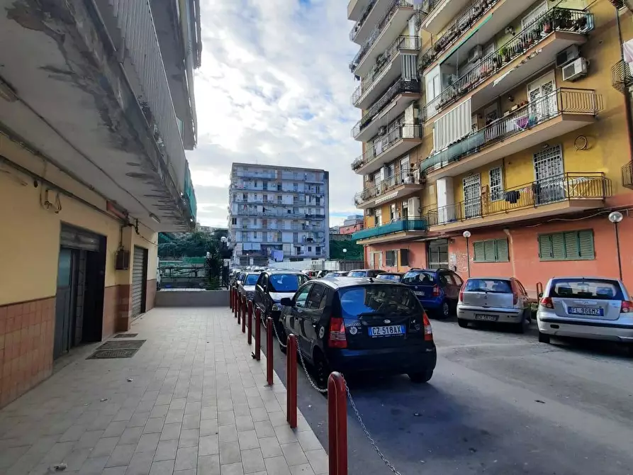 Immagine 1 di Attività commerciale in vendita  in Via Rigoletto a Napoli