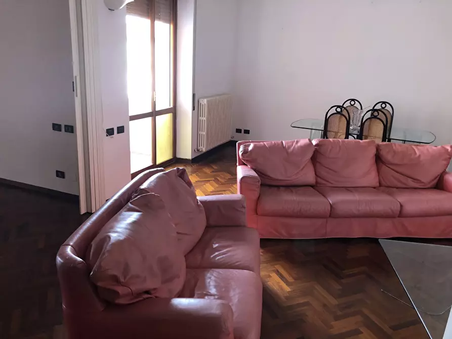 Immagine 1 di Appartamento in vendita  a Fabriano