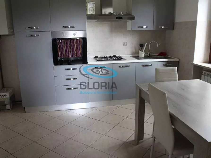 Immagine 1 di Appartamento in vendita  a Fabriano