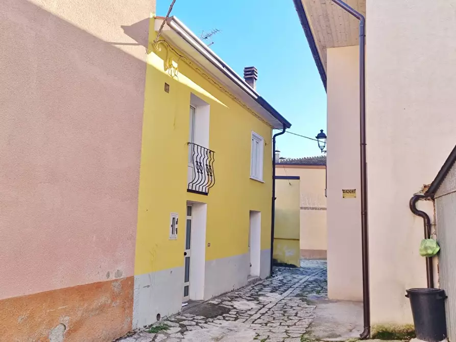 Immagine 1 di Casa indipendente in vendita  in Via Colmeta a Parolise