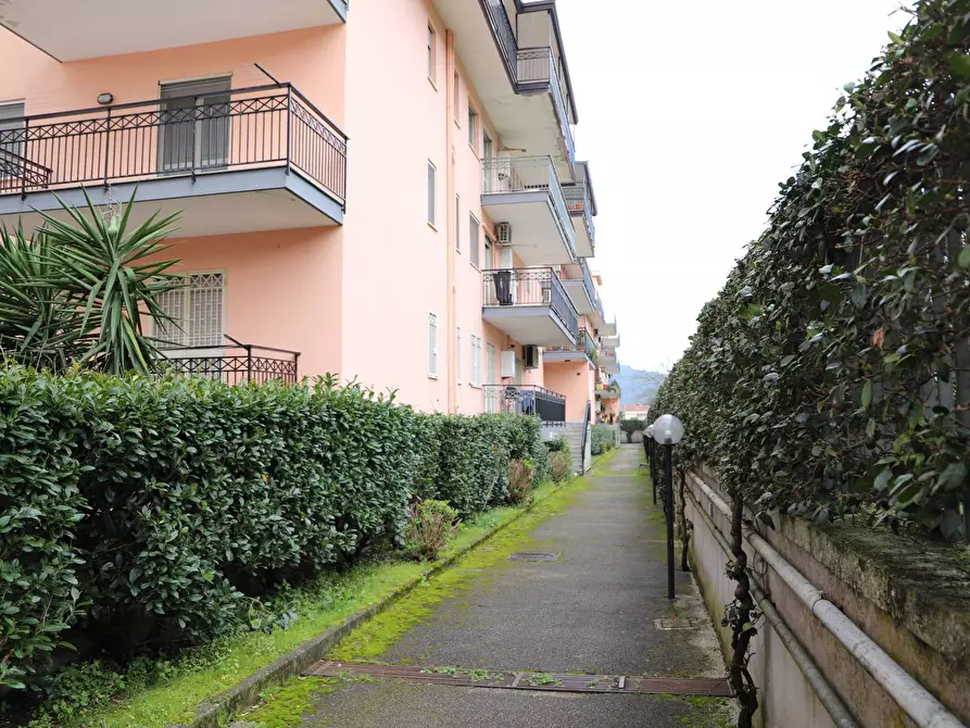 Immagine 1 di Appartamento in vendita  in via diana a Santa Maria A Vico