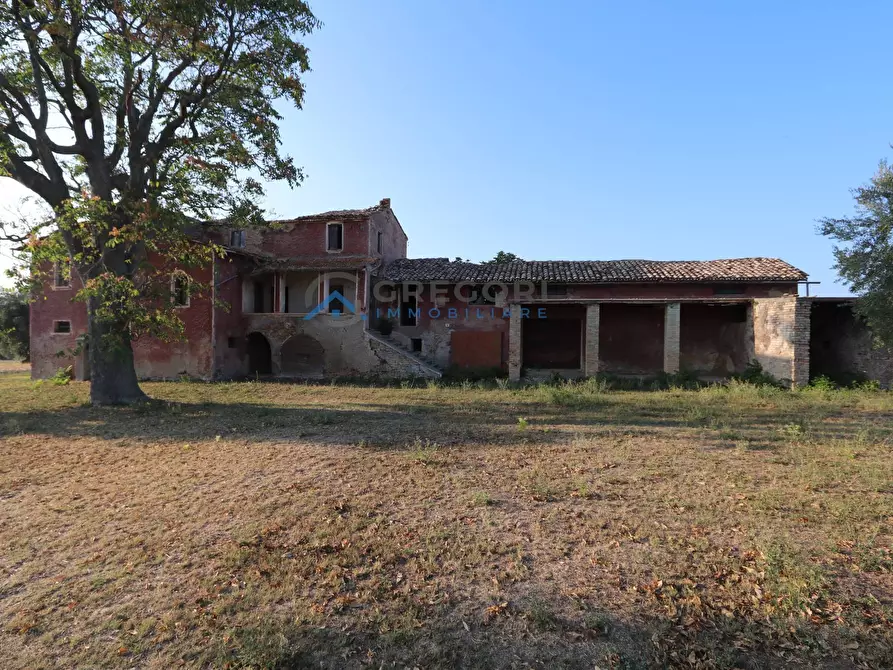 Immagine 1 di Villa in vendita  in Strada Provinciale a Corropoli